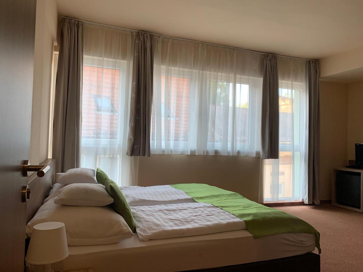 Centrooms Eger Exterior photo